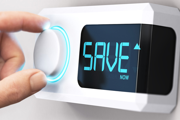 image of smart thermostat depicting energy savings from programmable thermostat