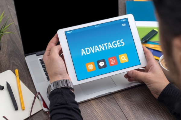 advantages word displayed on a smart tablet screen