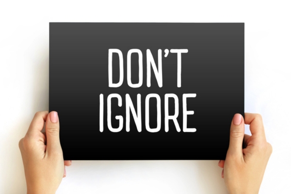 don't ignore sign depicting Weak AC Airflow